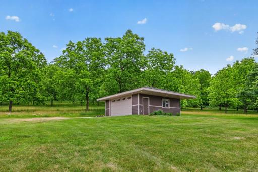 5185 Meadow Crossing Road SW, Rochester, MN 55902