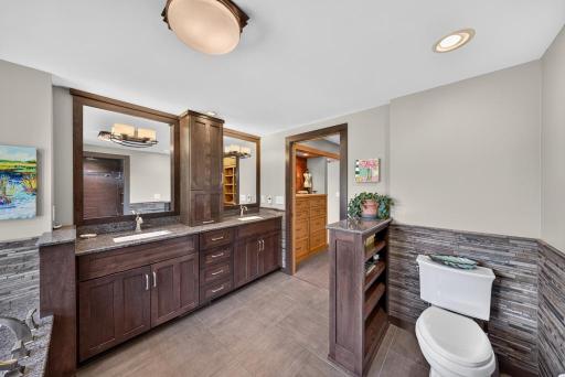 5185 Meadow Crossing Road SW, Rochester, MN 55902