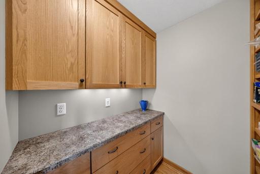 5185 Meadow Crossing Road SW, Rochester, MN 55902