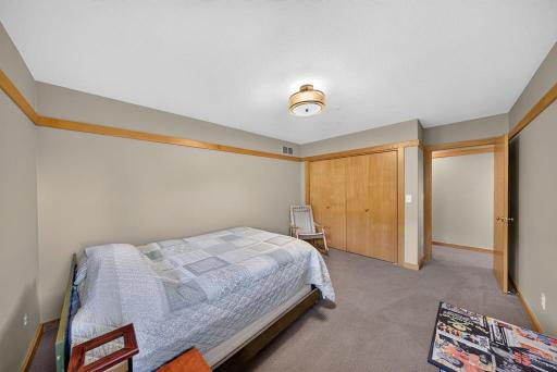 5185 Meadow Crossing Road SW, Rochester, MN 55902