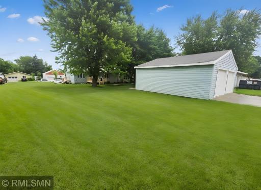 917 N Valley Street, New Ulm, MN 56073