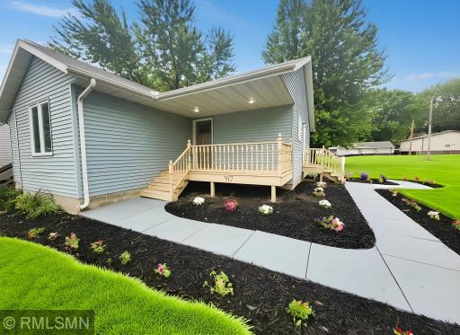 917 N Valley Street, New Ulm, MN 56073