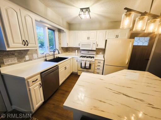 917 N Valley Street, New Ulm, MN 56073