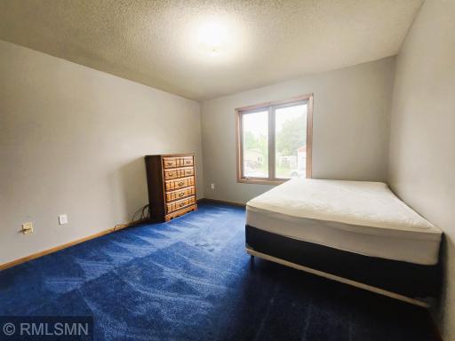 917 N Valley Street, New Ulm, MN 56073