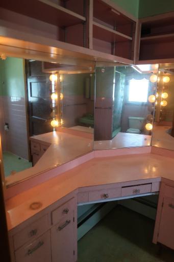 10 3rd Avenue, Arthur, ND 58006