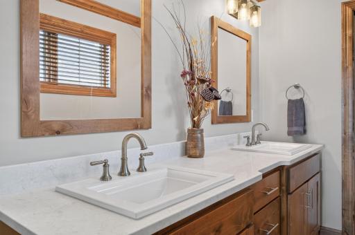 7769 N Shore Circle N, Forest Lake, MN 55025