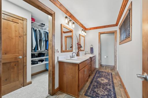 7769 N Shore Circle N, Forest Lake, MN 55025