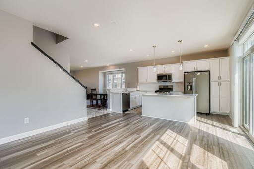 7582 38th St N - Web Quality - 008 - 07 Dining Room.jpg