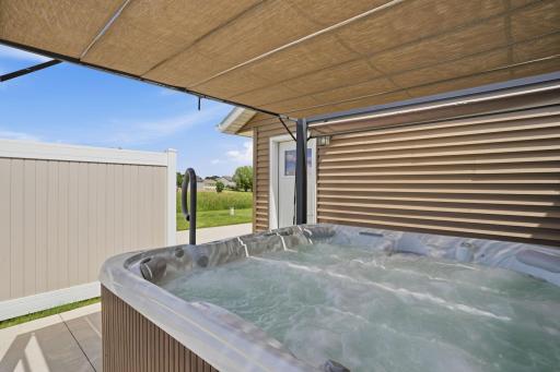 2752 9th Avenue SE, Willmar, MN 56201