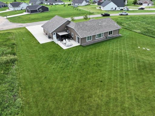 2752 9th Avenue SE, Willmar, MN 56201