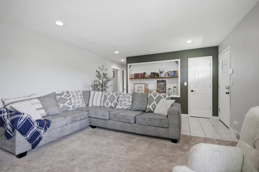 408 6th Avenue NE, Waseca, MN 56093