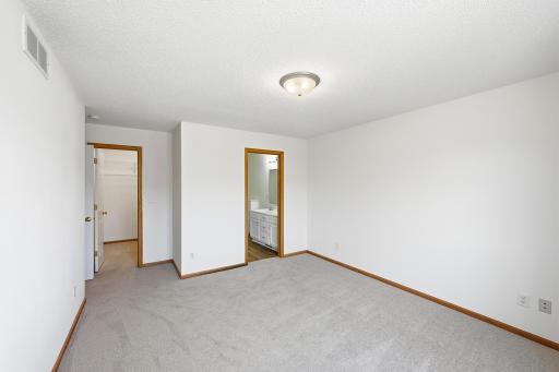 17471 Gettysburg Way, Lakeville, MN 55044