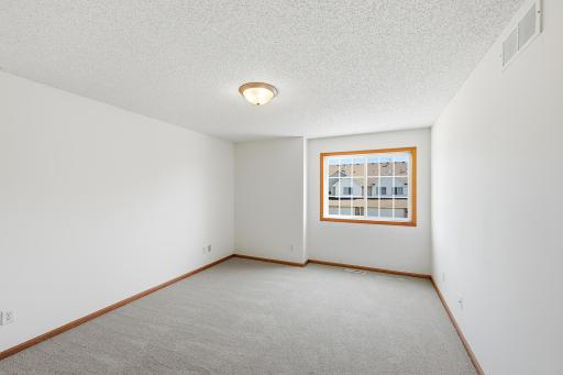 17471 Gettysburg Way, Lakeville, MN 55044