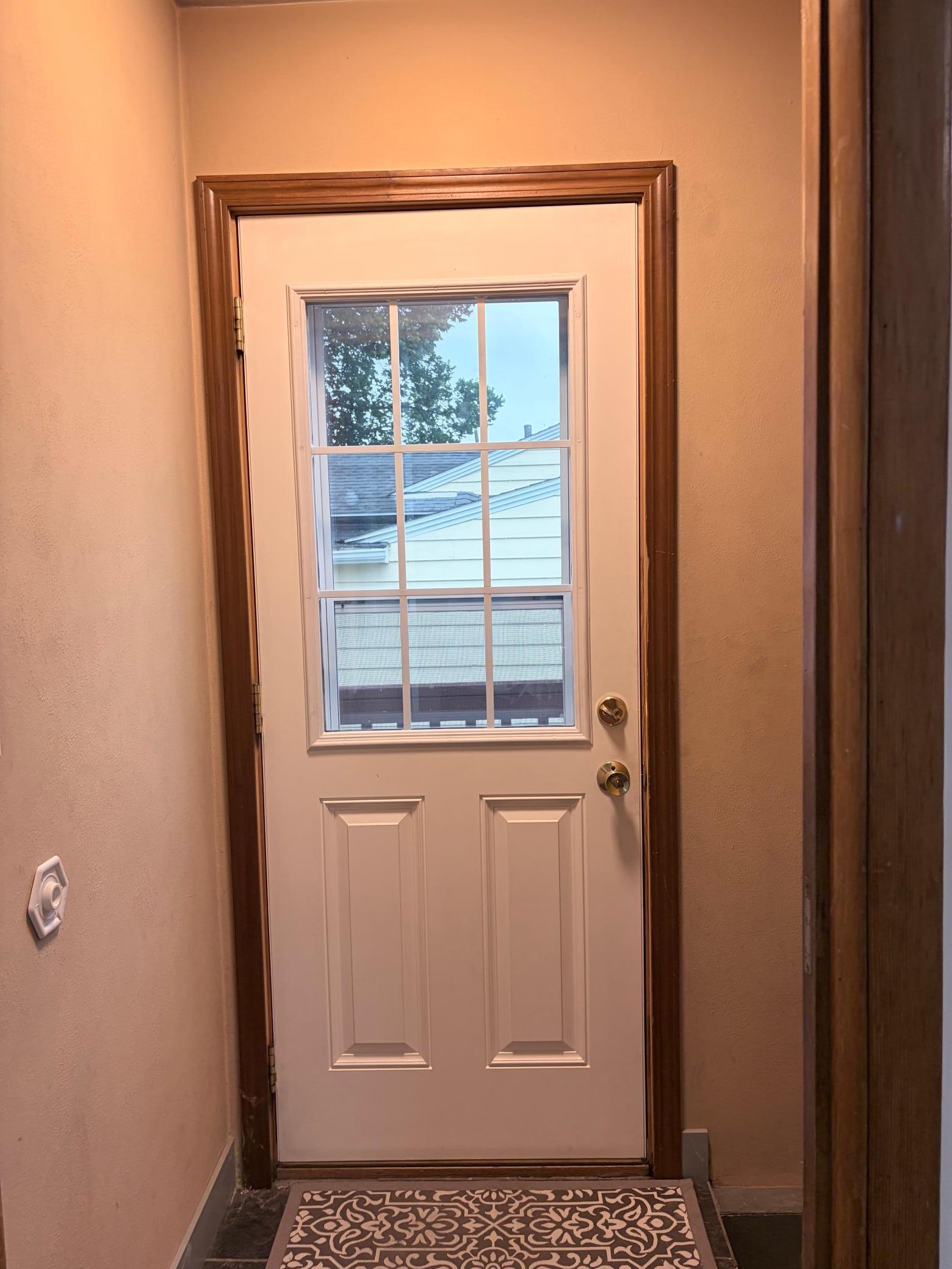 Side door