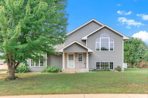 Welcome home to this spacious split-level featuring vaulted ceilings, abundant natural light, and a inviting open-concept layout. There are 4 spacious bedrooms perfect for family, guests or home office.