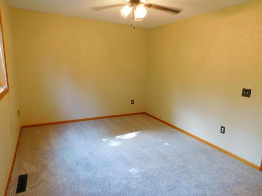 486 193rd Lane NE, Cedar, MN 55011