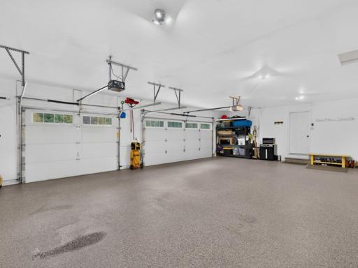 7255 Hollyford Lane NW, Rochester, MN 55901