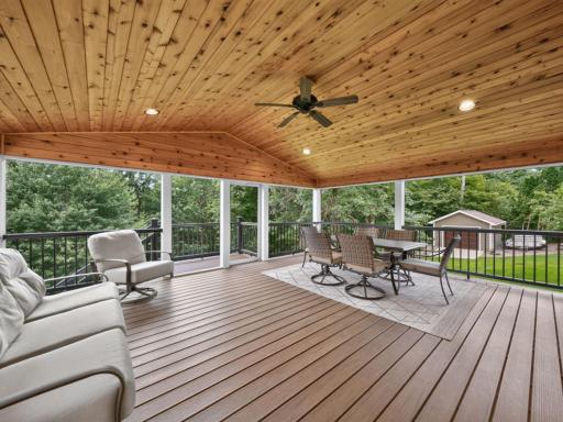 7255 Hollyford Lane NW, Rochester, MN 55901