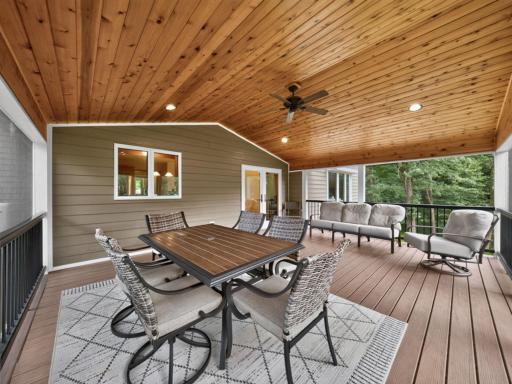 7255 Hollyford Lane NW, Rochester, MN 55901