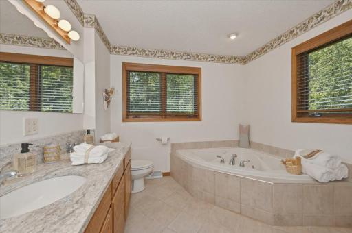 5015 Martin Road, Duluth, MN 55803