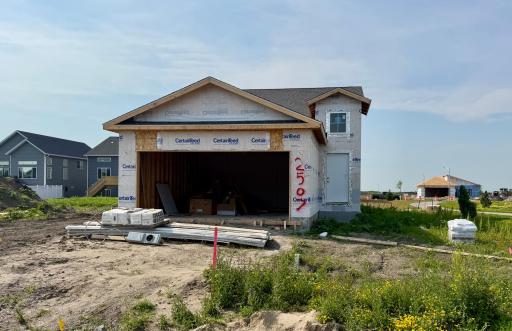 2507 37th Avenue S, Moorhead, MN 56560