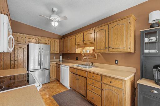 9211 Upland Lane N, Osseo, MN 55369