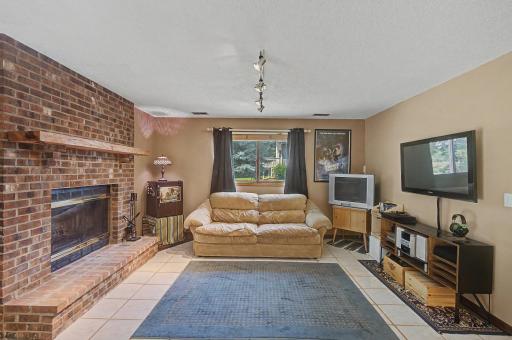 9211 Upland Lane N, Osseo, MN 55369