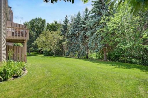 9211 Upland Lane N, Osseo, MN 55369