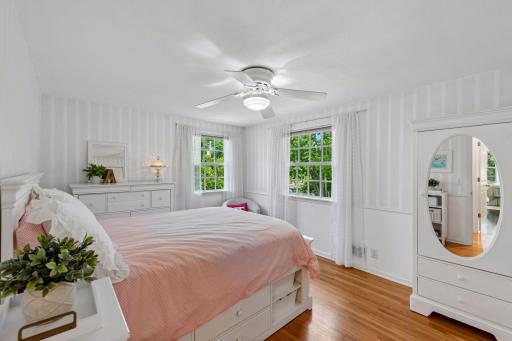 Large & sunny 3rd bedroom