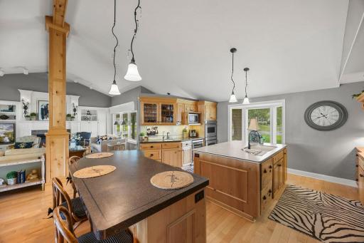 830 Lakewood Drive SW, Hutchinson, MN 55350