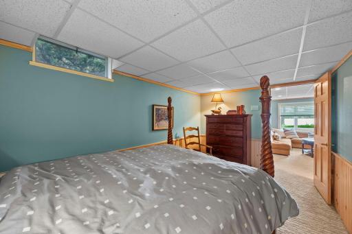 830 Lakewood Drive SW, Hutchinson, MN 55350