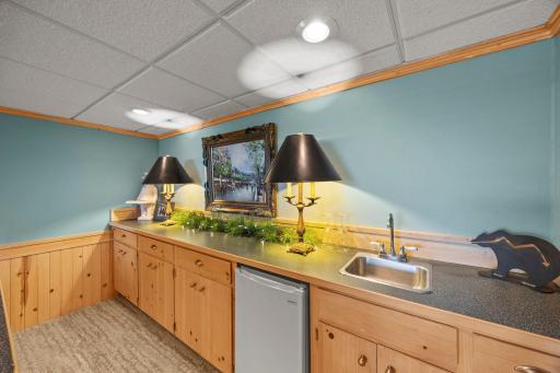 830 Lakewood Drive SW, Hutchinson, MN 55350