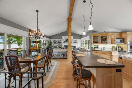 830 Lakewood Drive SW, Hutchinson, MN 55350