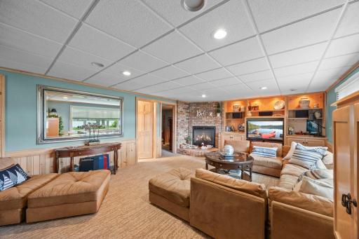 830 Lakewood Drive SW, Hutchinson, MN 55350
