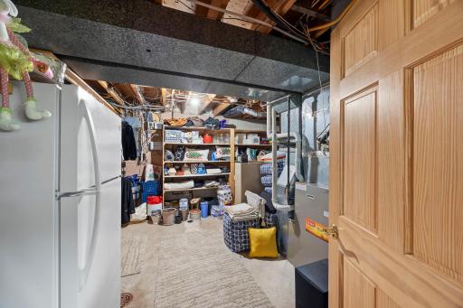 830 Lakewood Drive SW, Hutchinson, MN 55350