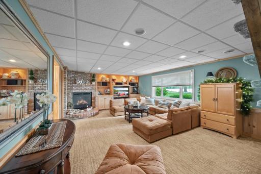 830 Lakewood Drive SW, Hutchinson, MN 55350