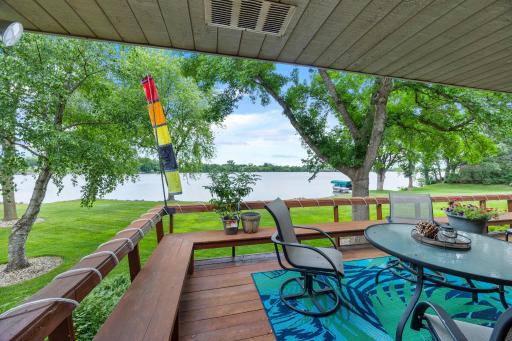 830 Lakewood Drive SW, Hutchinson, MN 55350