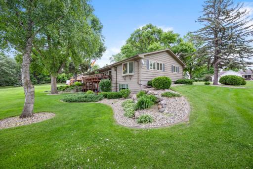 830 Lakewood Drive SW, Hutchinson, MN 55350