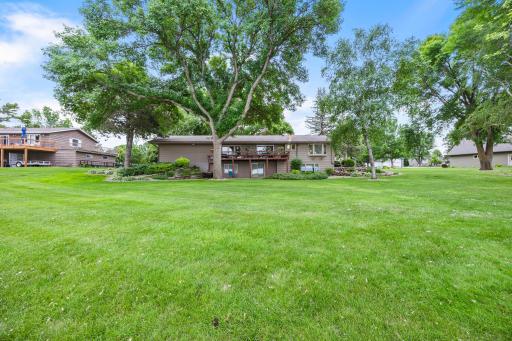 830 Lakewood Drive SW, Hutchinson, MN 55350