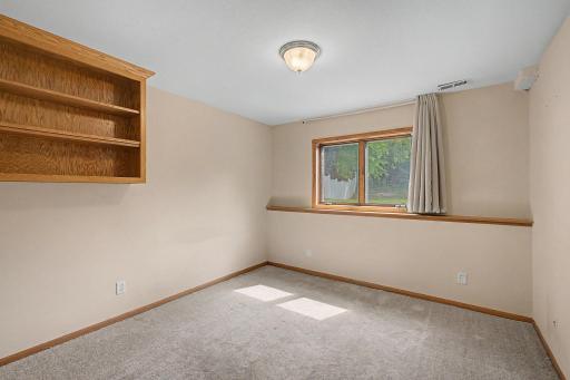 12225 60th Place N, Minneapolis, MN 55442