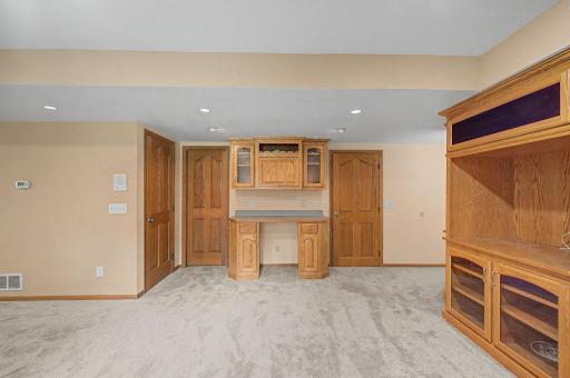 12225 60th Place N, Minneapolis, MN 55442