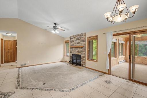 12225 60th Place N, Minneapolis, MN 55442