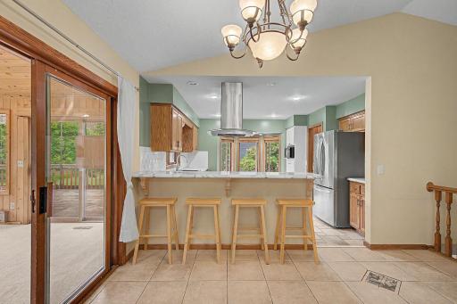 12225 60th Place N, Minneapolis, MN 55442