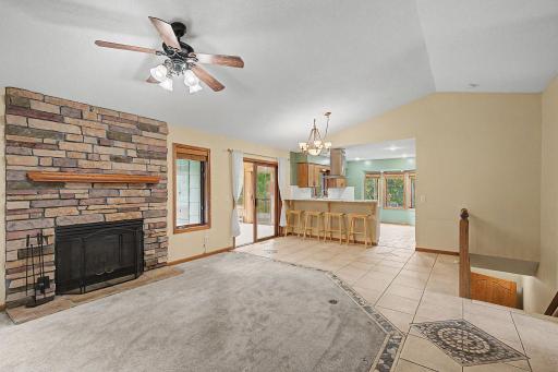 12225 60th Place N, Minneapolis, MN 55442