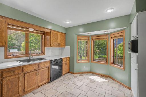 Bay window creating a possible breakfast nook space!
