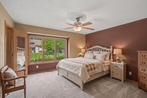 12225 60th Place N, Minneapolis, MN 55442