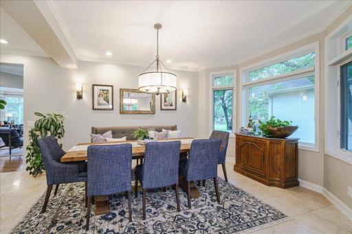 17812 Bearpath Trail, Eden Prairie, MN 55347