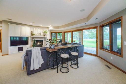 17812 Bearpath Trail, Eden Prairie, MN 55347
