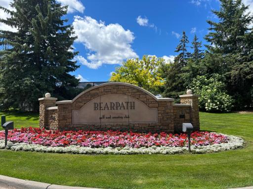 17812 Bearpath Trail, Eden Prairie, MN 55347
