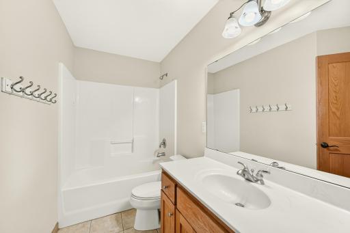 2144 Jade Lane NE, Rochester, MN 55906
